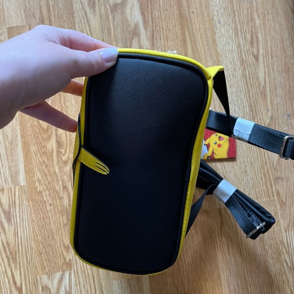 Pikachu Pokemon mini backpack, NWT, Genuine, High quality - Picture 6 of 14